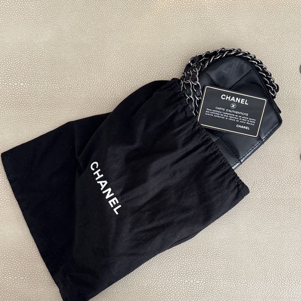 Chanel Black Quilted Leather Bag - Picture 6 of 6